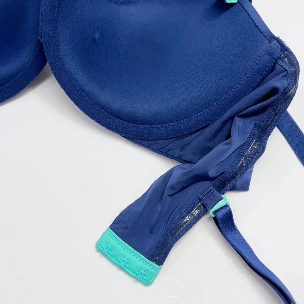 Victoria Secret 36C Multi Way Bra - Picture 6 of 6